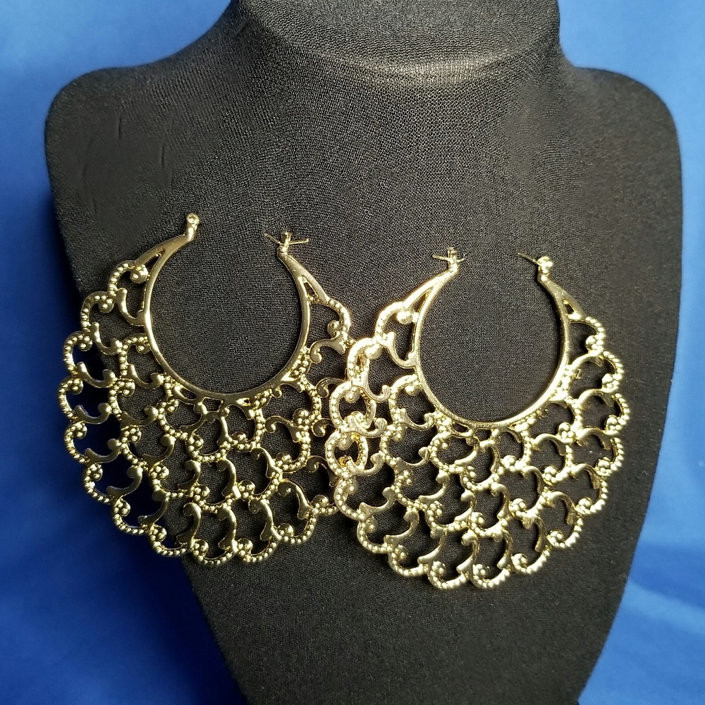 Vera by New York Lace Oversize Hoop Earrings – Statement Metal Jewelry